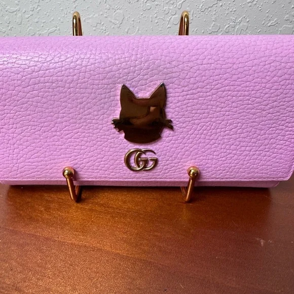 Gucci Limited Edition Marmont Leather Bosco
Gold Wallet - Picture 2 of 7